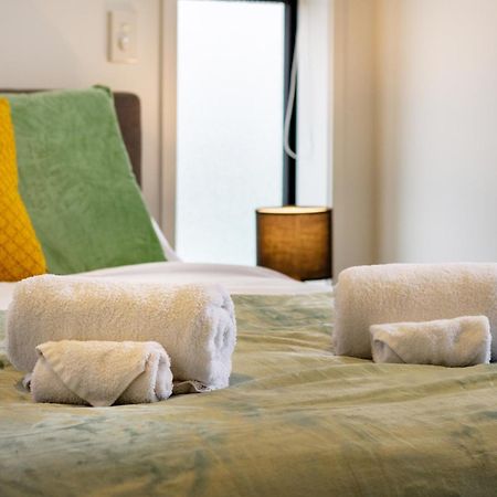 Serene Living 2 Bed With Carpark Christchurch Exteriér fotografie