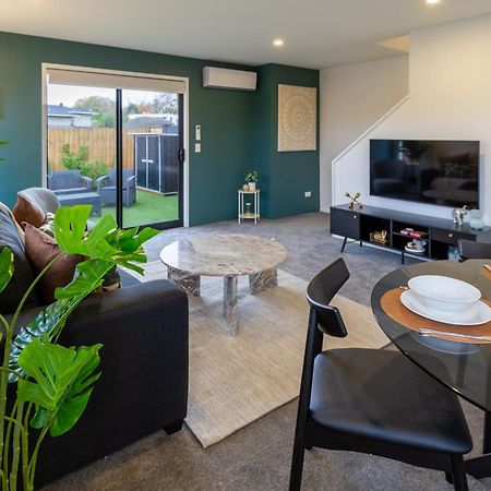 Serene Living 2 Bed With Carpark Christchurch Exteriér fotografie