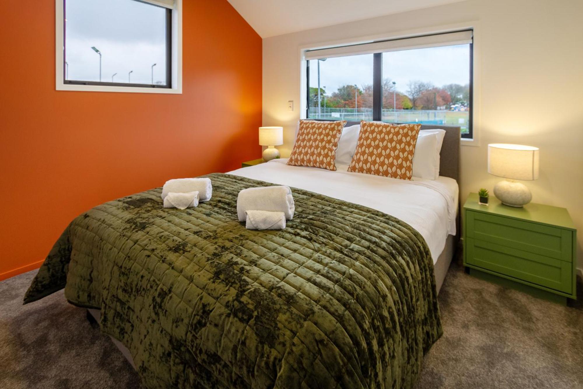 Serene Living 2 Bed With Carpark Christchurch Exteriér fotografie