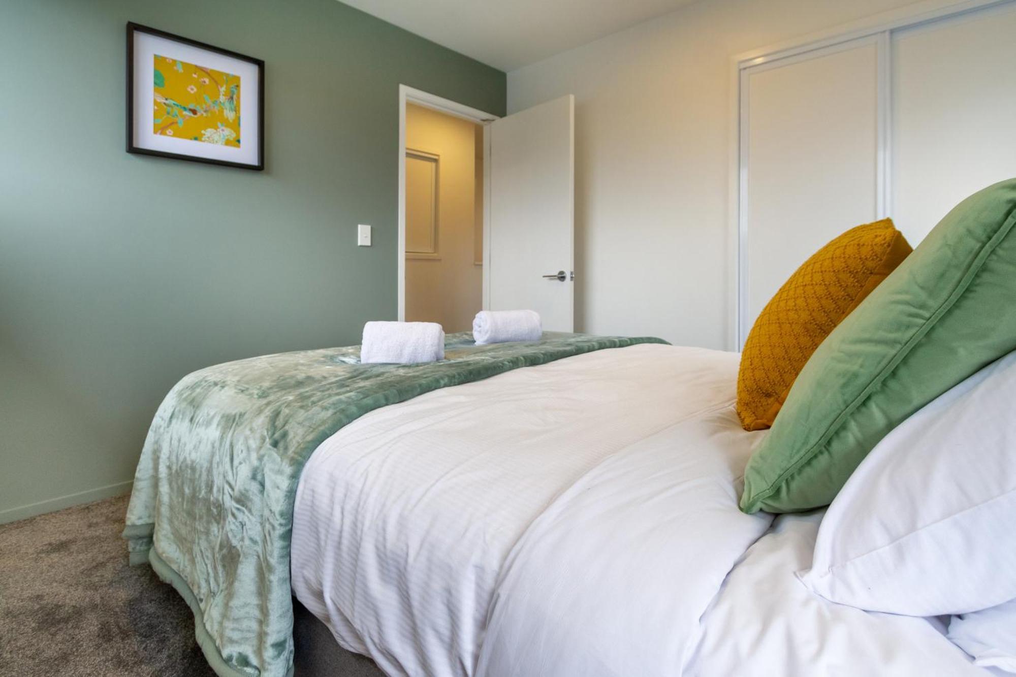 Serene Living 2 Bed With Carpark Christchurch Exteriér fotografie