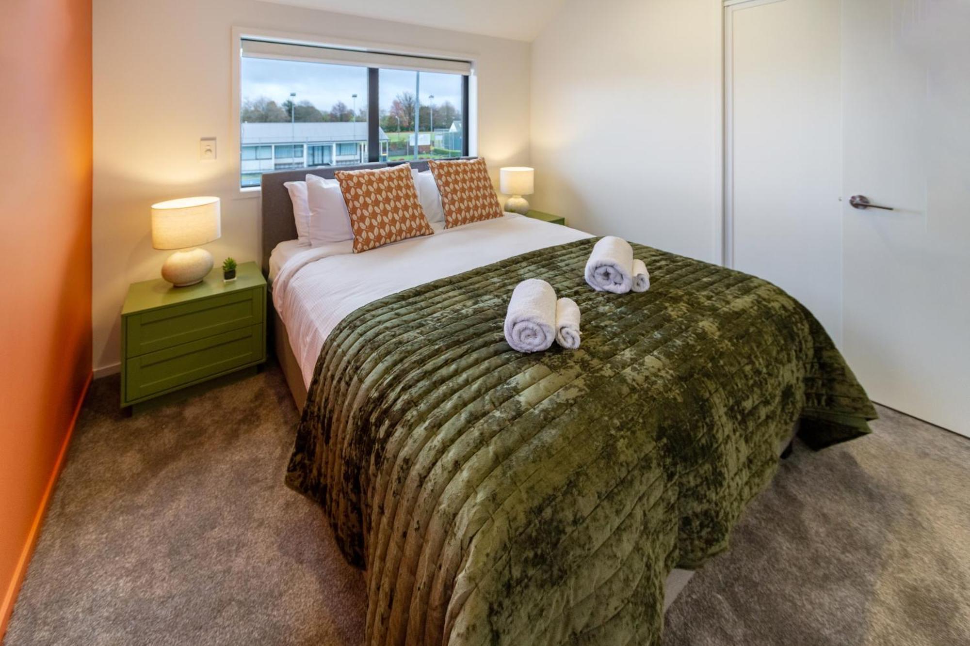Serene Living 2 Bed With Carpark Christchurch Exteriér fotografie