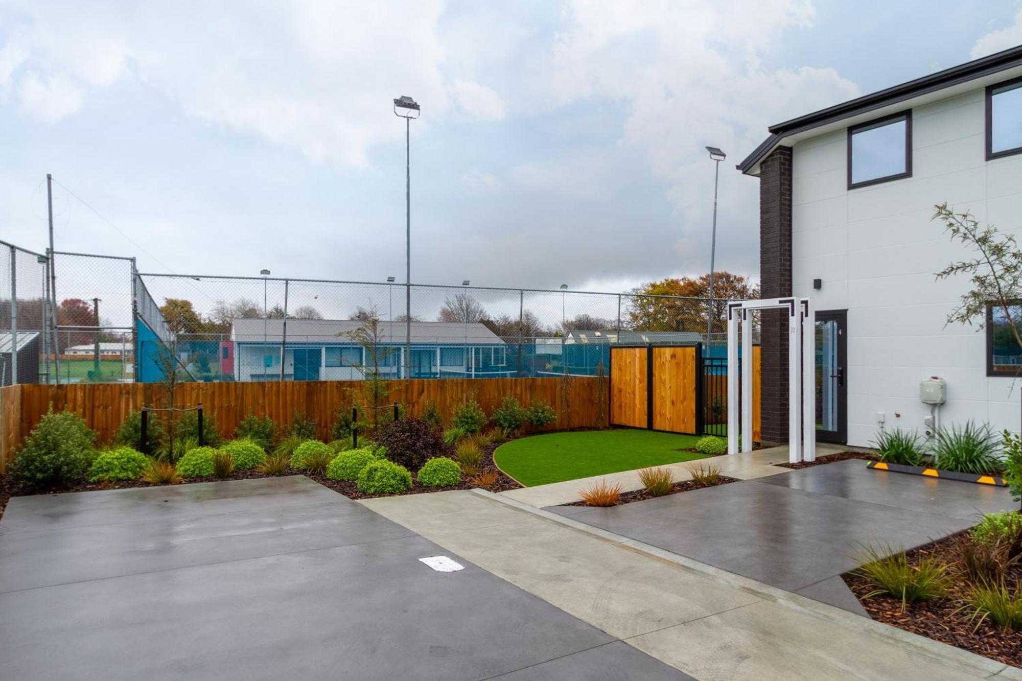 Serene Living 2 Bed With Carpark Christchurch Exteriér fotografie